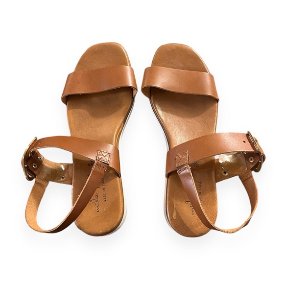 Mila Paoli Leather Sandal - Picture 2 of 6